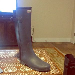 Like new Hunter Boots!